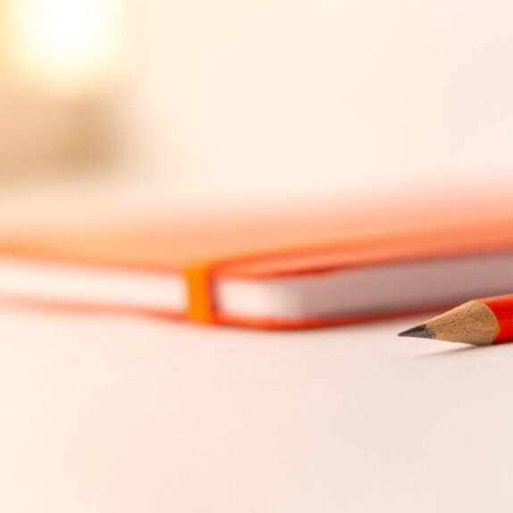 notepad-gf9c6bc4b8_1280